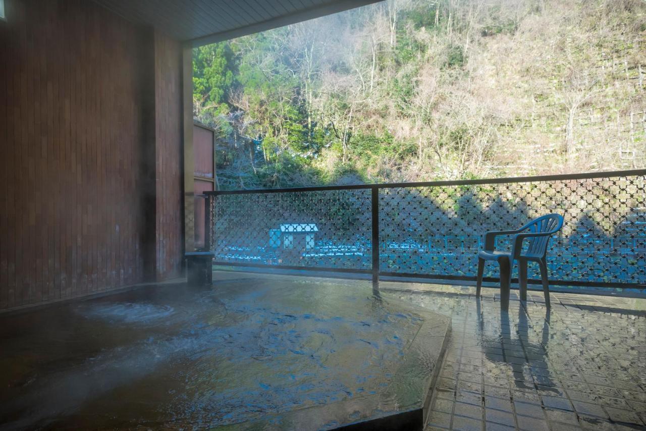 ホテル宮島温泉 滝乃荘 高岡市 エクステリア 写真