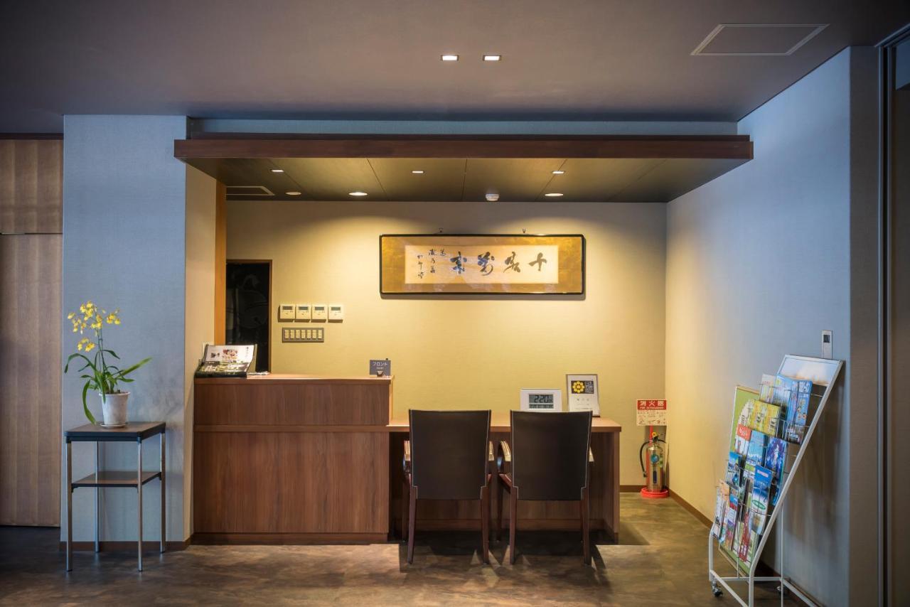 ホテル宮島温泉 滝乃荘 高岡市 エクステリア 写真